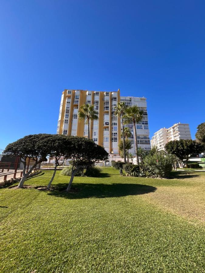 Beachfront Apartment Near Marbella Sitio de Calahonda Zewnętrze zdjęcie
